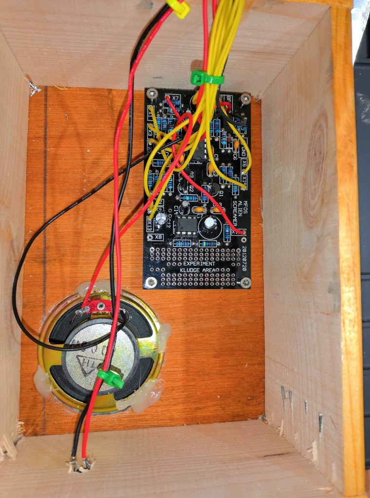 This design has its own amplifier, so you can have a built-in speaker